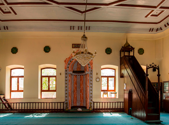 Tura Turizm | Köprülü Mehmet Pasha Mosque